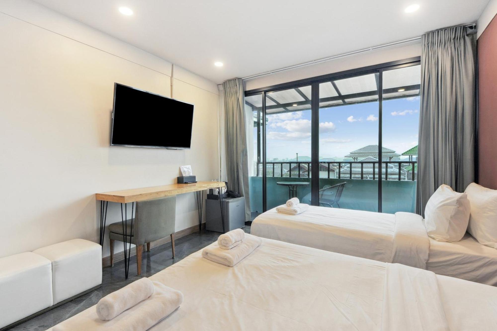 צ'נטאבורי Ployburi Boutique Hotel מראה חיצוני תמונה