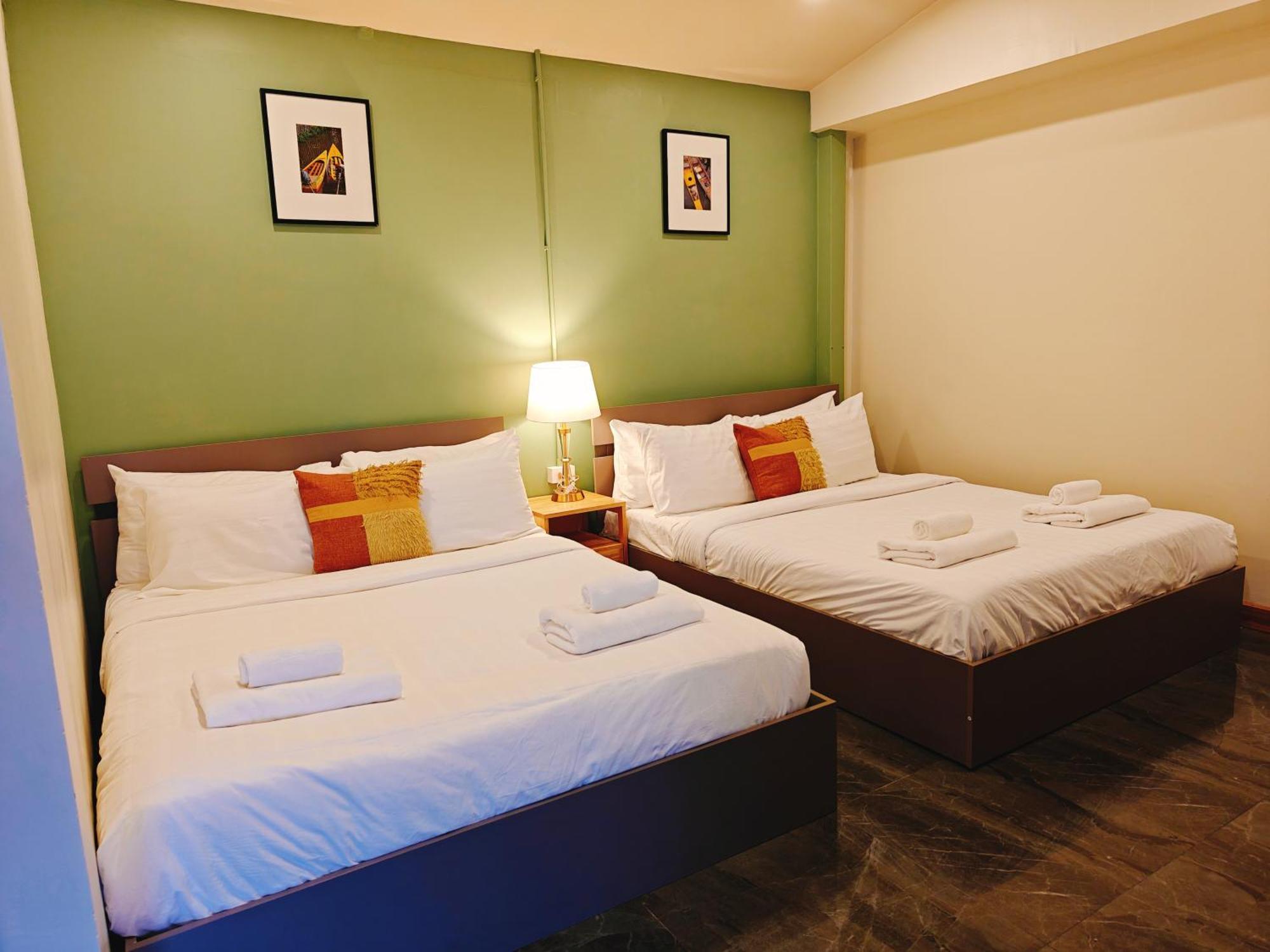 צ'נטאבורי Ployburi Boutique Hotel מראה חיצוני תמונה