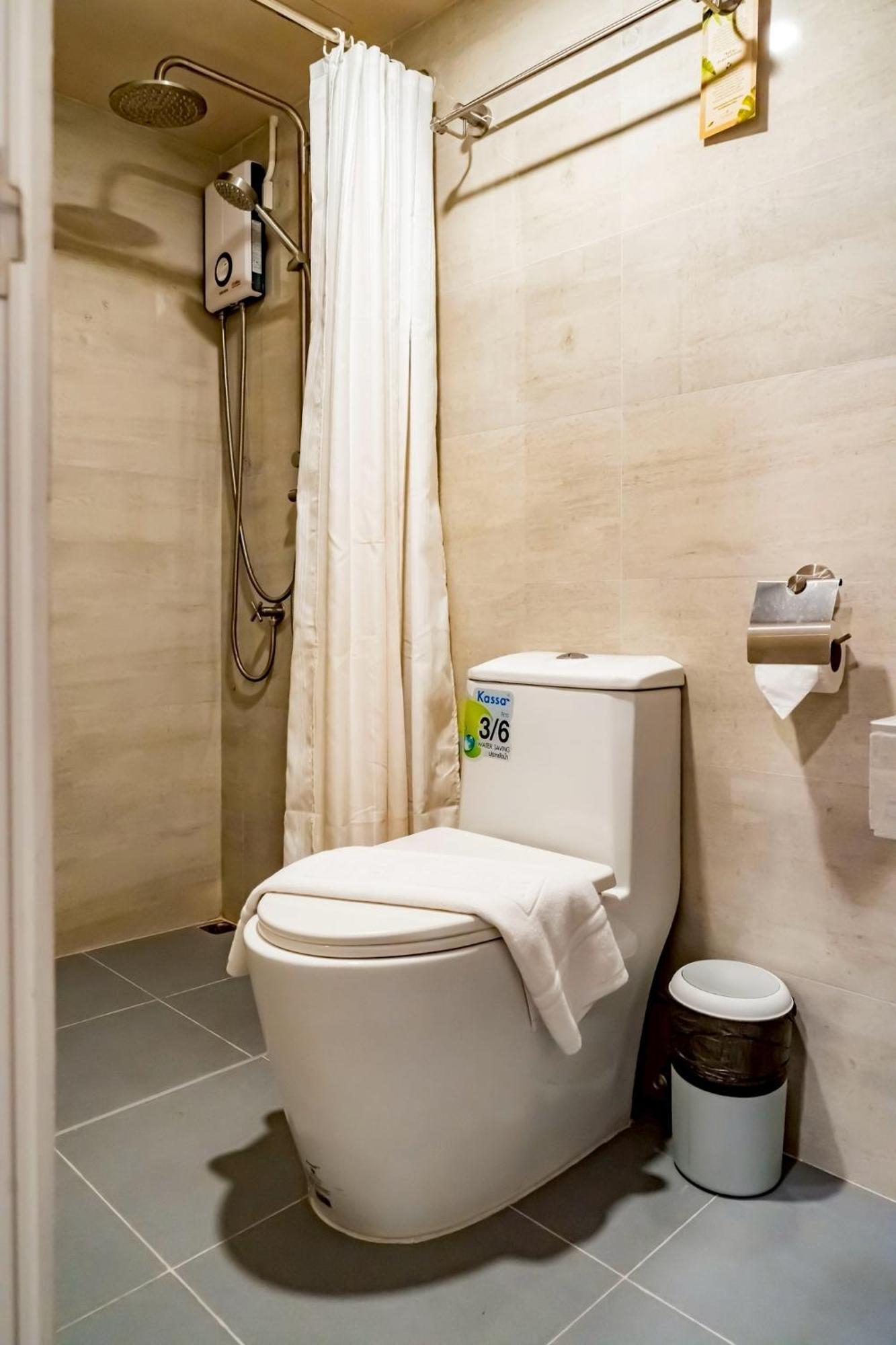 צ'נטאבורי Ployburi Boutique Hotel מראה חיצוני תמונה